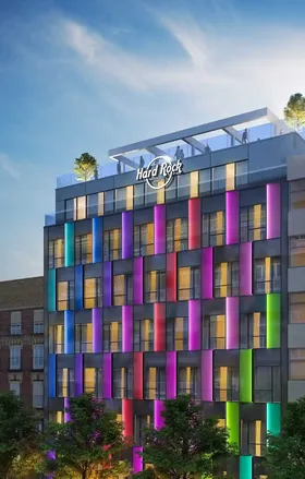 Hard Rock Hotel en Espagne est devenu un centre de secours aux sinistrés du tremblement de terre