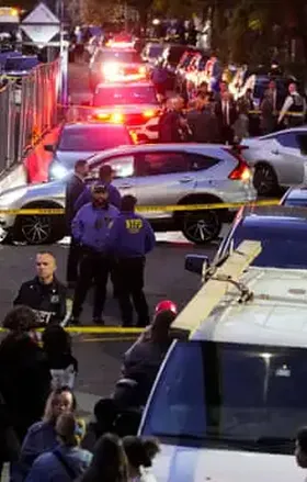 ICE Agent Shoots Man in New York City with Five-Year-Old in Car, Mayor Says