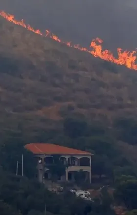 İtalya'da orman yangını: 200 kişi tahliye edildi