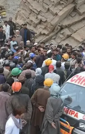 Pakistan'da maden faciası: 42 işçi mahsur kaldı, 6 kişi yaşamını yitirdi