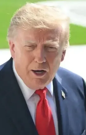 Trump Düğmeye Bastı: 20 Milyondan Fazla Kişiye Ödeme Yapılacak