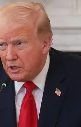 Trump’tan 3 Medya Kuruluşuna Beyaz Saray Yasağı