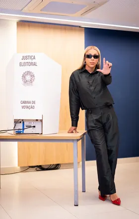 Una Transexual Se Convierte en la Diputada Más Votada en la Historia de Brasil