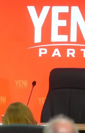 Yeni Parti'nin İlçe Kongresinde Ortalık Karıştı: Seçim İptal Edildi
