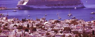 Bodrum'a iki kruvaziyerle 3 bin 308 yolcu geldi