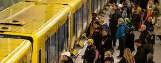 Deutschlandticket: Mehr Menschen Fahren im Nahverkehr
