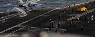 EEUU Reconoce Ocho Intentos de Suicidio en el Portaviones Abraham Lincoln Durante el Despliegue para la Guerra en Irán