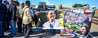 María Corina Machado, Dispuesta A Reunirse con Delcy Rodríguez para Regresar A Venezuela