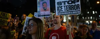 "Tengo la Bala Dentro Todavía": UN Venezolano Herido por el ICE Puesto A Disposición Judicial Cuando Todavía Estaba Herido