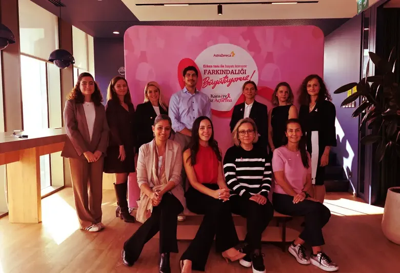AstraZeneca Türkiye "Meme Kanseri Farkındalık Ayı" için etkinlik düzenledi AstraZeneca Türkiye "Meme Kanseri Farkındalık Ayı" için etkinlik düzenledi