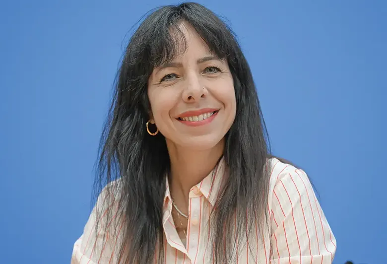 Başbakanlık Adayı Elif Eralp Almanya’da Seçime Damga Vurdu