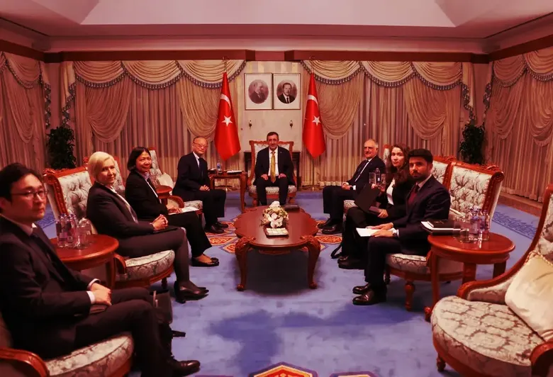 Cumhurbaşkanı Yardımcısı Yılmaz, Asya Kalkınma Bankası Başkanı Kanda'yı kabul etti: