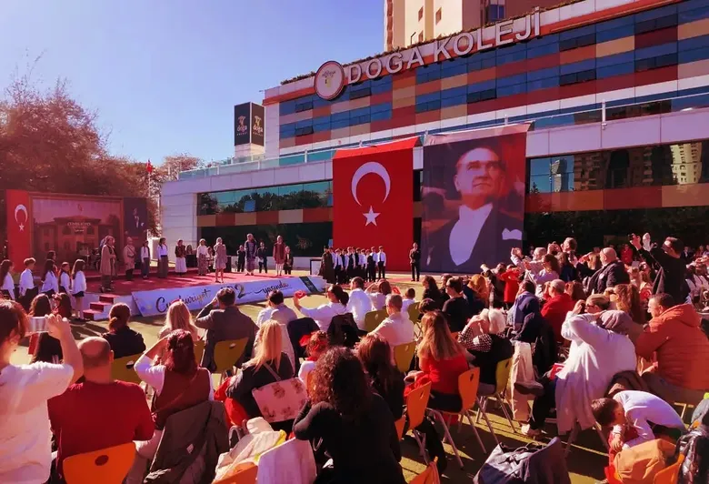 Doğa Koleji kampüslerinde Cumhuriyet Bayramı kutlandı Doğa Koleji kampüslerinde Cumhuriyet Bayramı kutlandı