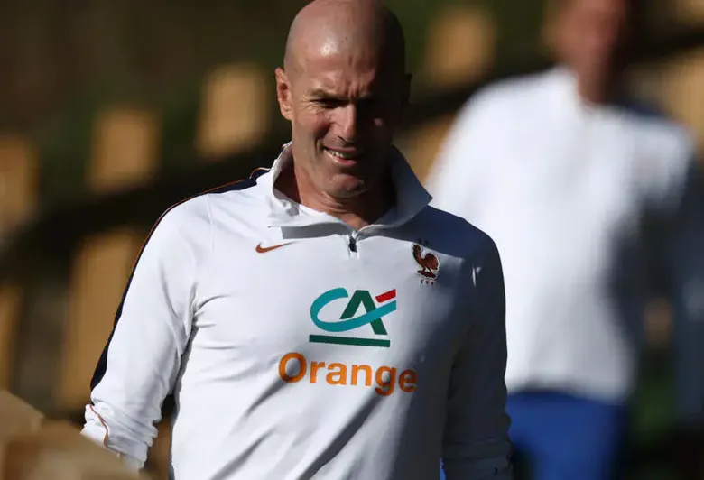 Equipe de France : Premier Entraînement pour les Bleus de Zidane