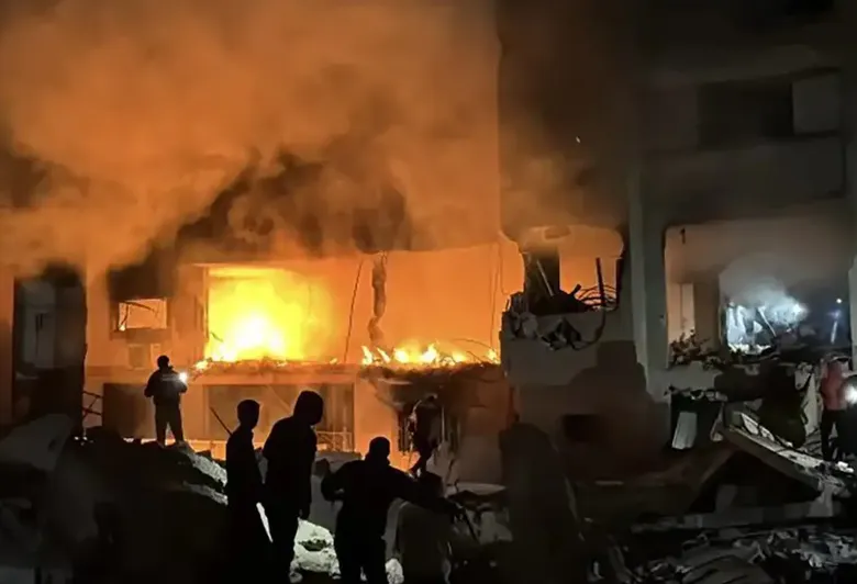 İsrail’den Gazze’de yaralıların yardımına koşan sivillere saldırı