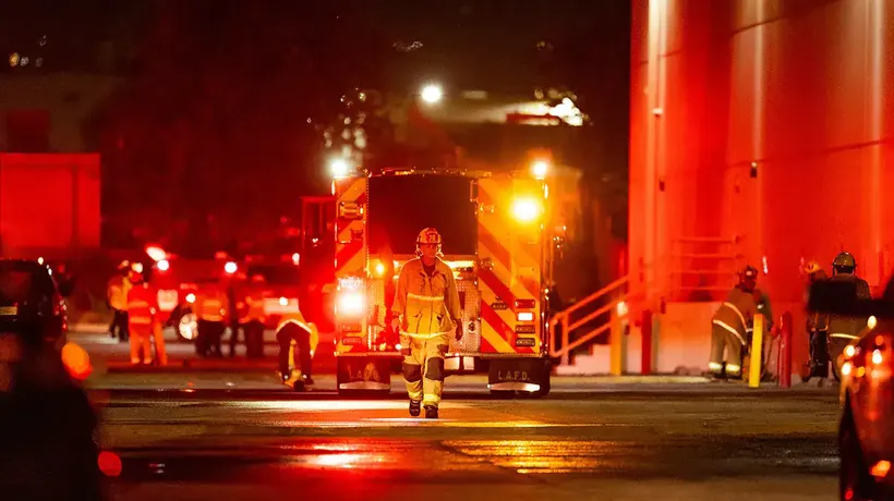 Al menos tres muertos tras estrellarse un helicóptero de noticias de la NBC en Los Ángeles