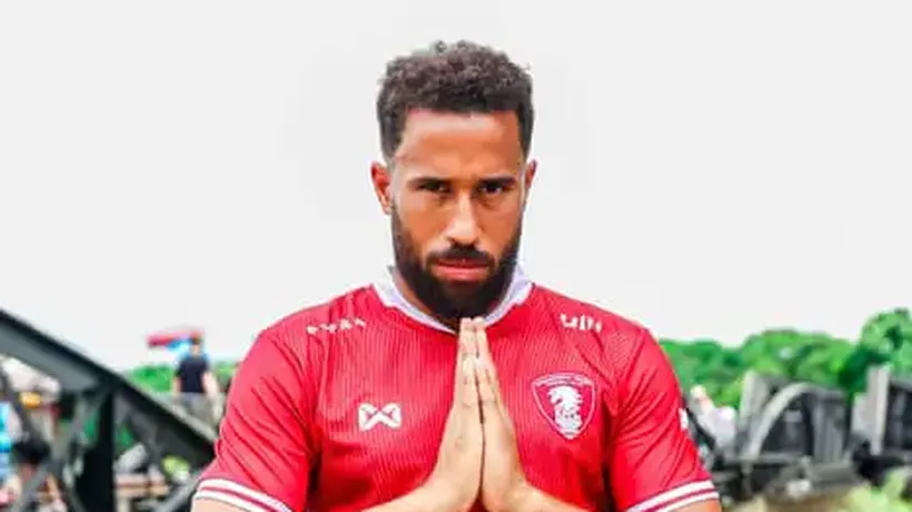 Andros Townsend Avoids Injury After Bizarre Pitch Roller Incident In Thailand