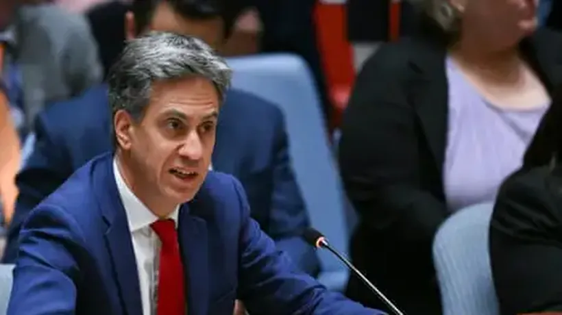 Ed Miliband Meets Iran’s Foreign Minister as Tehran Gives US Ultimatum on Strait of Hormuz