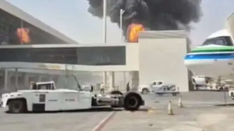Houthis Claim Attack on Riyadh Airport as Airlines Suspend Flights to Saudi Capital