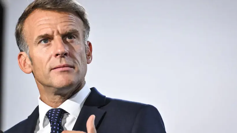 Macron Réunit Les Candidats À Sa Succession Pour Évoquer Les Prix Des Carburants