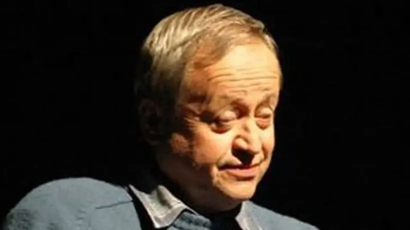 Münir Canar Kimdir?