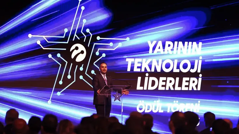 Sanayi ve Teknoloji Bakanı Kacır, Turkcell'in "Yarının Teknoloji Liderleri" ödül töreninde konuştu:
