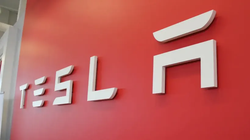 Tesla 486 Bin Otomobil Teslim Etti ama Geçen Yılın Rekorunu Geçemedi