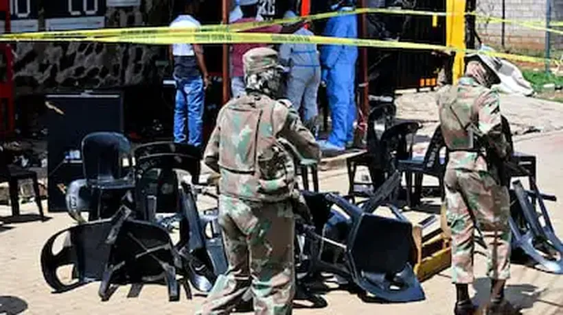 Una Ola de Tiroteos Masivos Deja Varios Muertos en Sudáfrica Este Fin de Semana