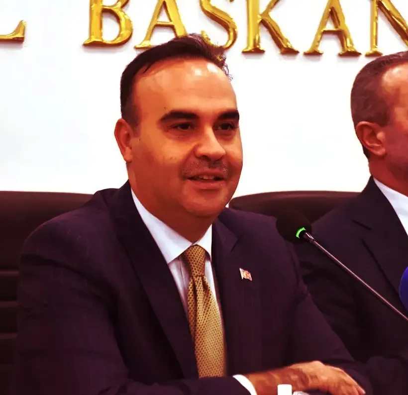 Bakan Kacır, AK Parti Hakkari İl Başkanlığı'nda konuştu: