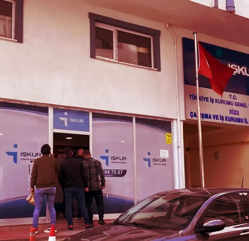 ÇAYKUR'un mevsimlik işçi alımı için başvurular başladı ÇAYKUR'un mevsimlik işçi alımı için başvurular başladı