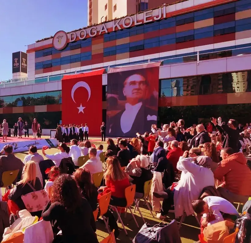 Doğa Koleji kampüslerinde Cumhuriyet Bayramı kutlandı