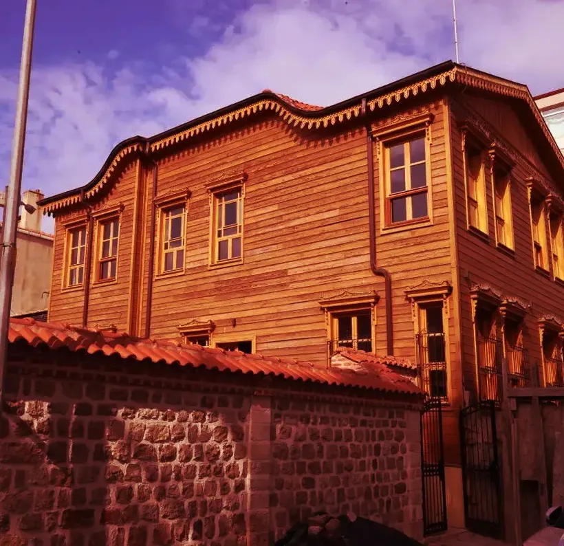 Edirne Kaleiçi'ndeki harabe konak restorasyon sonrası turizme hizmet etmeye hazırlanıyor Edirne Kaleiçi'ndeki harabe konak restorasyon sonrası turizme hizmet etmeye hazırlanıyor