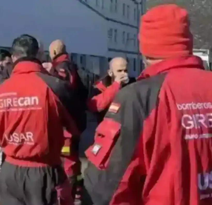 MET-GUN Enerji lanzó una campaña. La gigantesca empresa envió a sus empleados a ayudar a la región MET-GUN Enerji lanzó una campaña. La gigantesca empresa envió a sus empleados a ayudar a la región