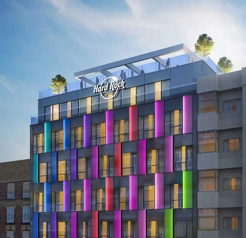 Hard Rock Hotel en Espagne est devenu un centre de secours aux sinistrés du tremblement de terre Hard Rock Hotel en Espagne est devenu un centre de secours aux sinistrés du tremblement de terre