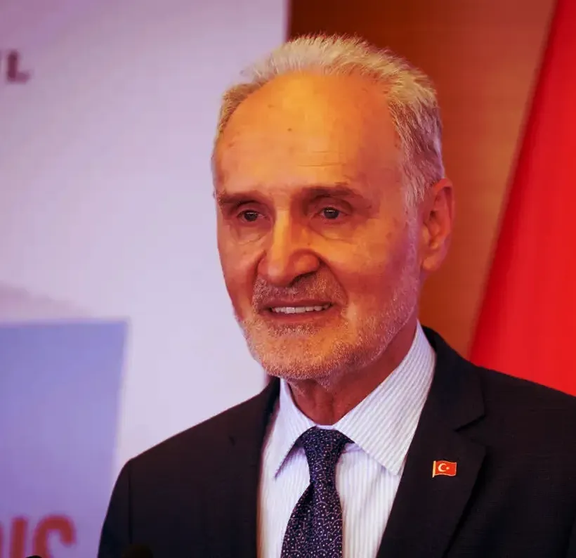 İTO'da "Kıbrıs Sevdası" kitabının güncellenmiş ikinci baskısı tanıtıldı İTO'da "Kıbrıs Sevdası" kitabının güncellenmiş ikinci baskısı tanıtıldı