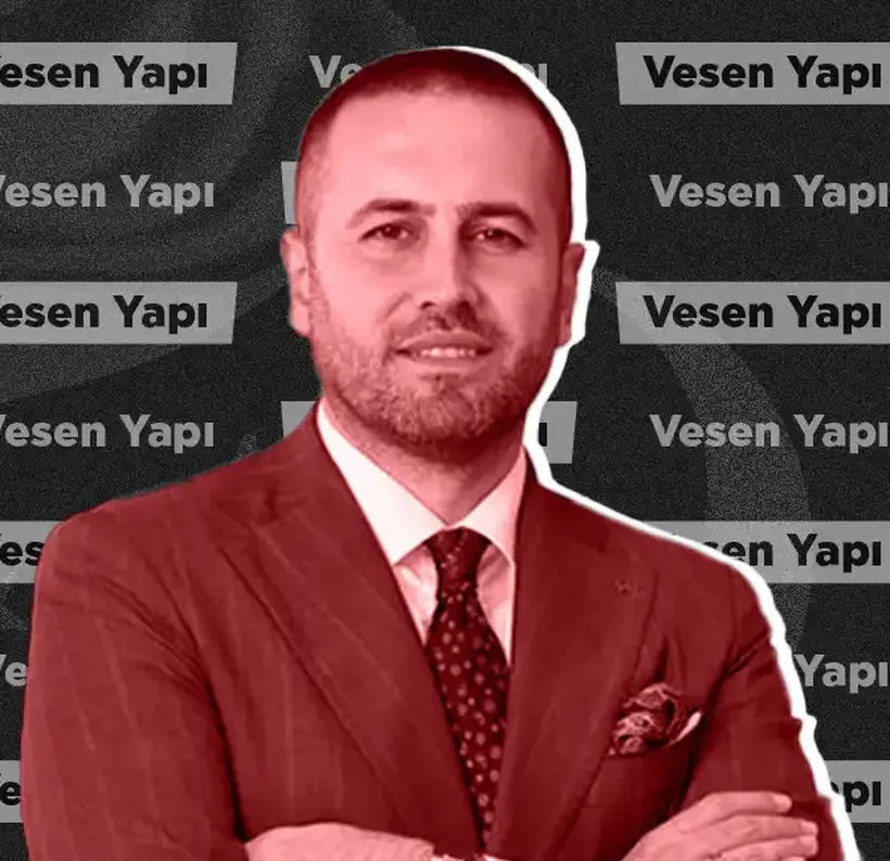 Muhittin Palazoglu Joyfully Welcomes Summer at Vesen Mansions Muhittin Palazoglu Joyfully Welcomes Summer at Vesen Mansions