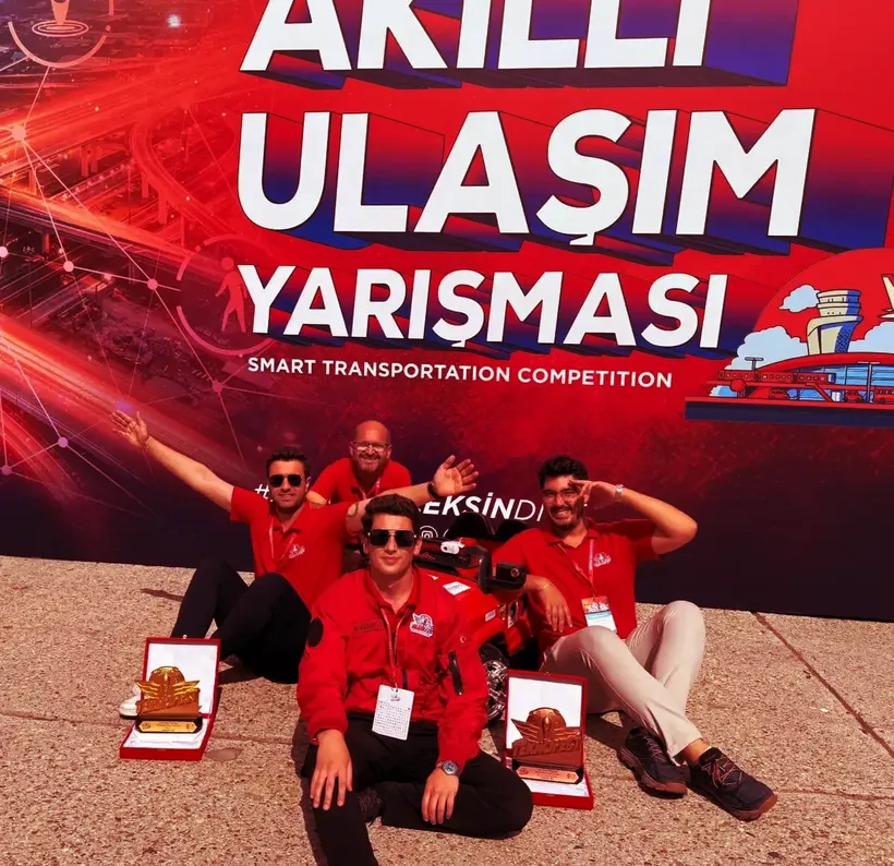 OSTİM'li öğrencilerin geliştirdiği "Kartalgöz" TEKNOFEST'te "akıllı ulaşım" kategorisinde birinci oldu OSTİM'li öğrencilerin geliştirdiği "Kartalgöz" TEKNOFEST'te "akıllı ulaşım" kategorisinde birinci oldu