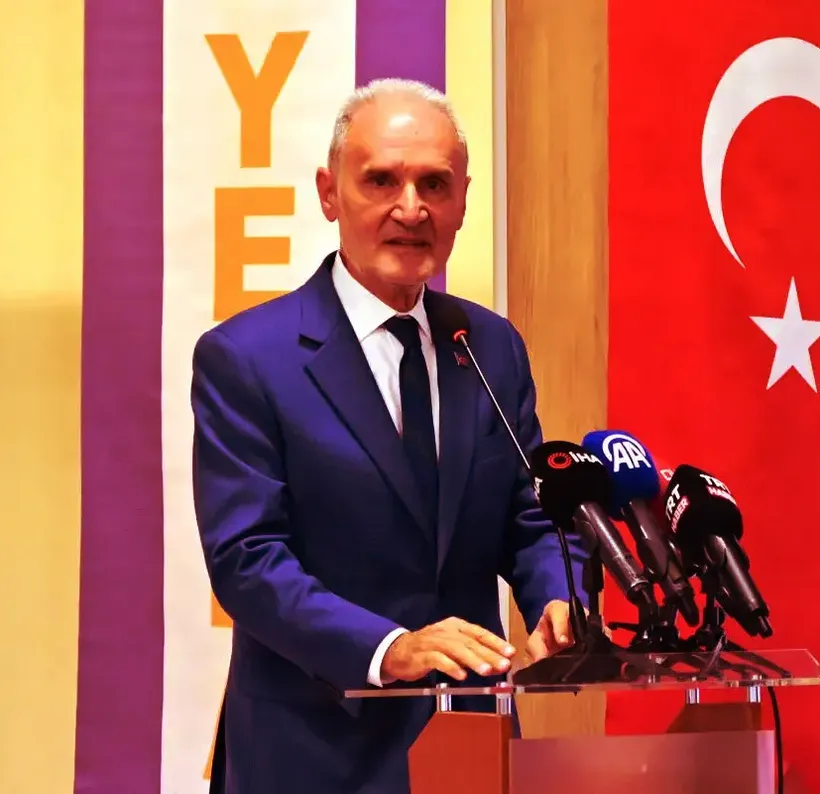 Otomotiv sektörü temsilcileri YEDPA'da bir araya geldi Otomotiv sektörü temsilcileri YEDPA'da bir araya geldi
