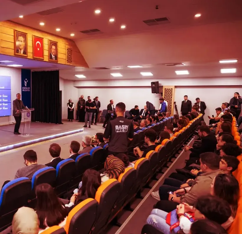 Sanayi ve Teknoloji Bakanı Kacır, Esenler Gençlik Merkezi’nde konuştu: Sanayi ve Teknoloji Bakanı Kacır, Esenler Gençlik Merkezi’nde konuştu: