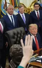 Trump Lanza Una Encuesta Para Cambiar El Nombre De La IA