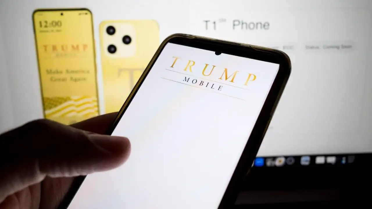 590 Bin Kişi Trump’ın 'Altın Telefonunu' Bekliyor: Teslimat Sıfır, İade Belirsiz