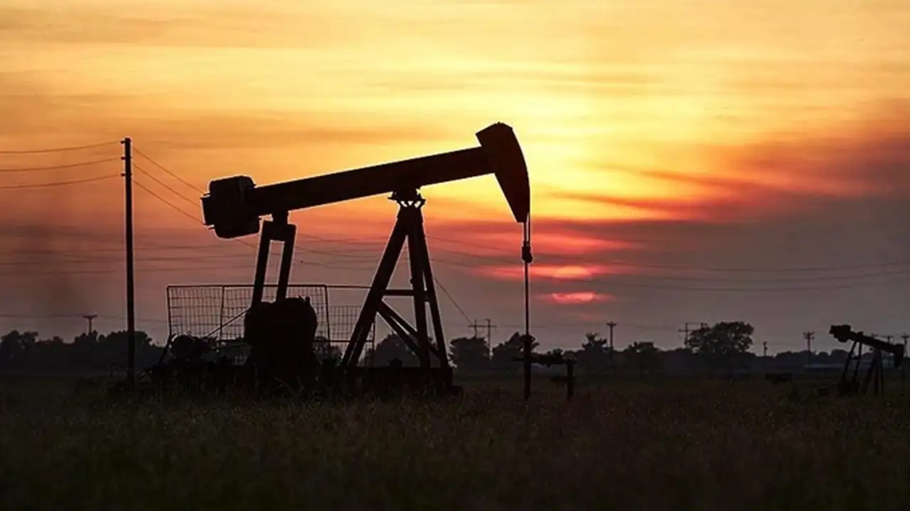 Petrolde Korkutan Senaryo: Beyaz Saray Petrolün 200 Doları Aşması Riskini Değerlendiriyor